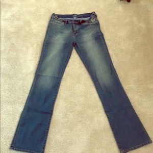Soho Curvy Bootcut Jeans — Size 6 Tall